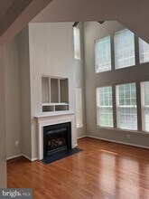 Building Photo - 7689 Graysons Mill Ln