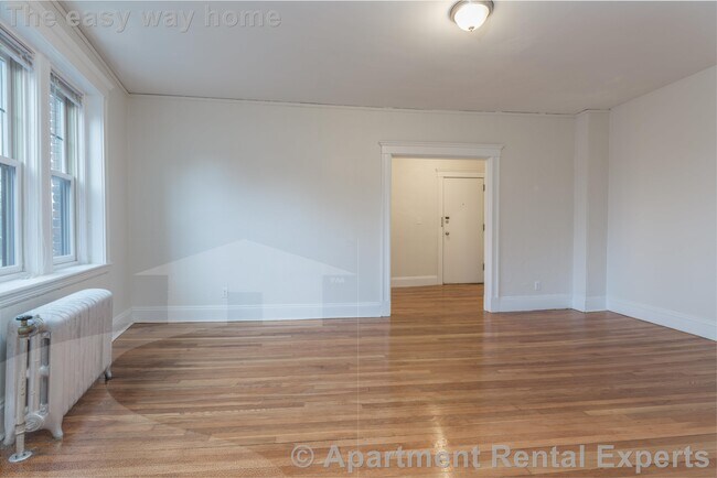 Foto del edificio - 1558 Massachusetts Ave