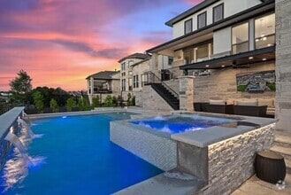 Building Photo - 402 San Donato Dr