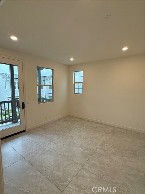 Building Photo - 12358 Primrose Ave