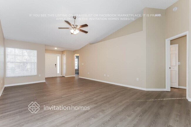 Foto del edificio - 1803 Landside Dr