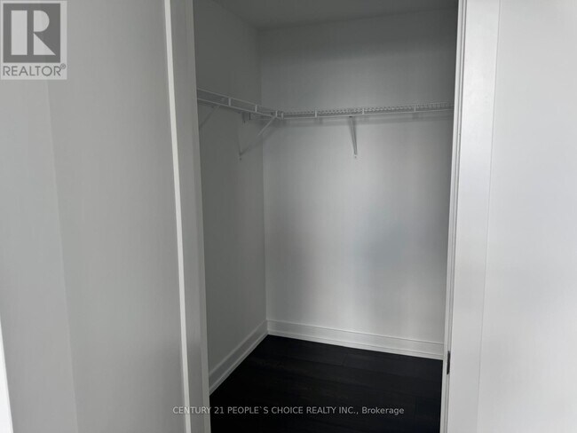 Building Photo - 801 The Queensway