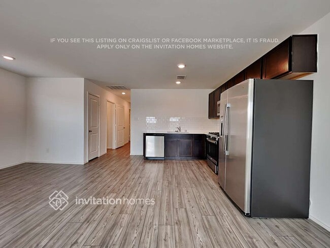 Building Photo - 3223 Crestone Dr