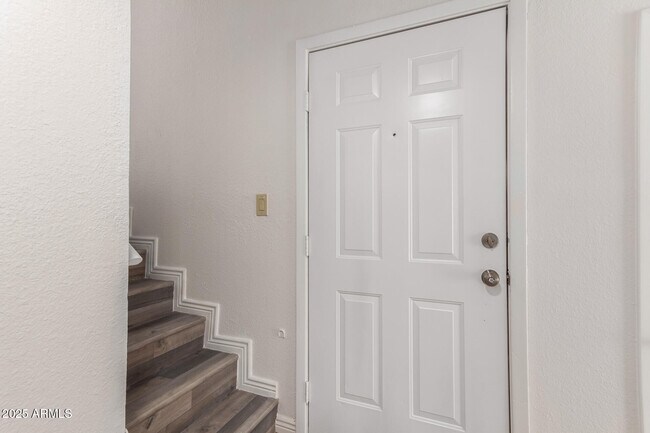 Foto del edificio - 16053 N 26th Cir