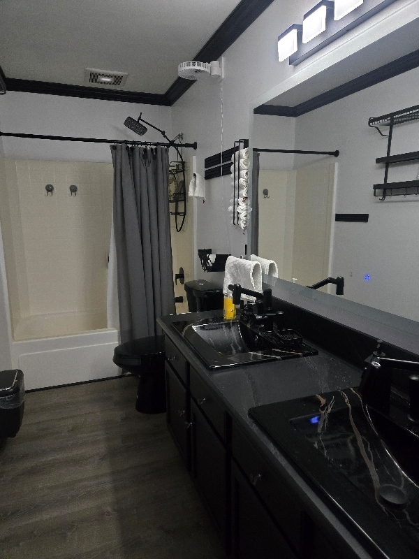 Foto del edificio - 43330 W Estrada St