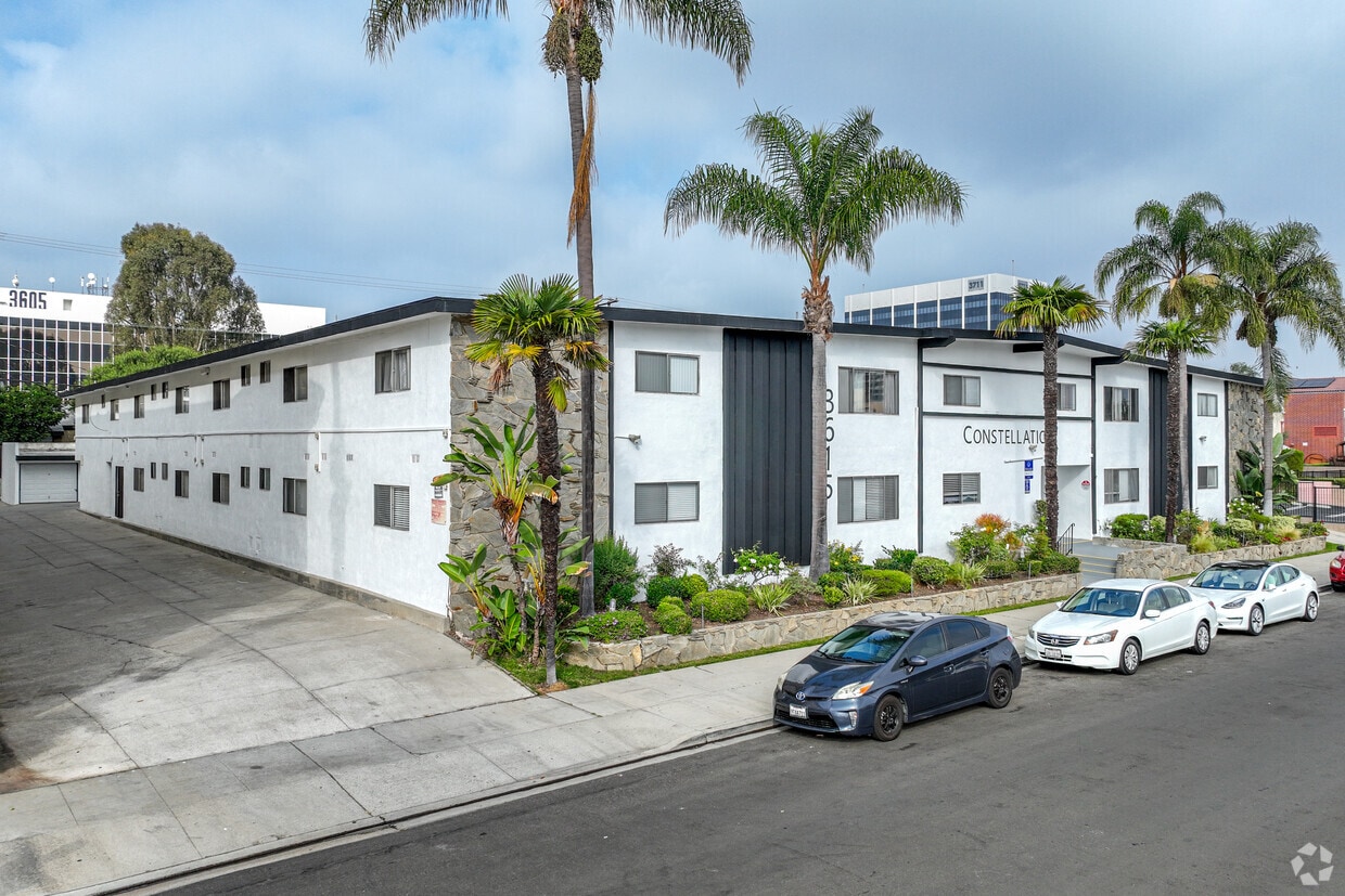 Primary Photo - Constellation Apartments