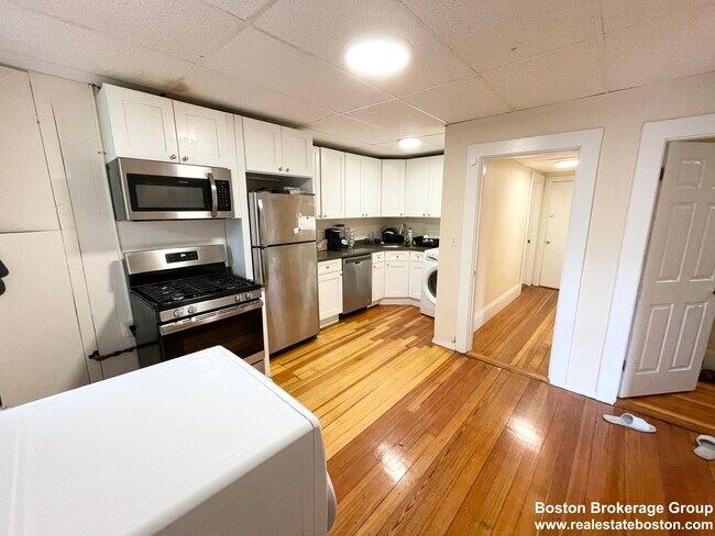 Foto del edificio - 32 Howell St