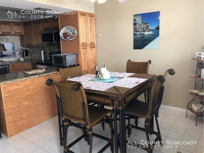 Building Photo - 2 bedroom in Indian Shores FL 33785