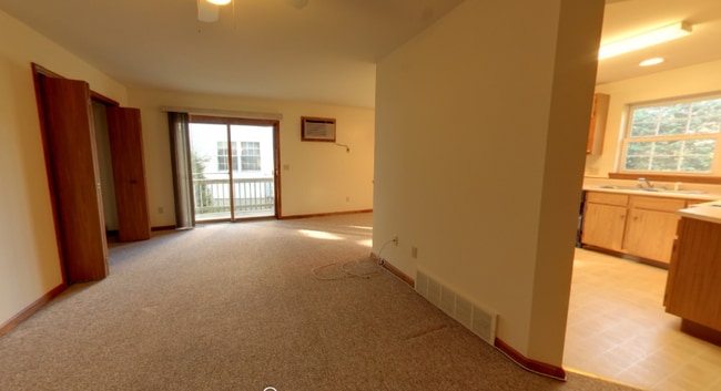 Building Photo - 4212 Menga Dr