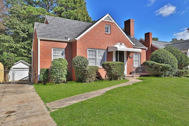 Foto del edificio - LOVELY 3/2 CASCADE HEIGHTS AREA