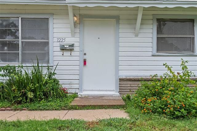 Building Photo - 7225 Van Natta Ln