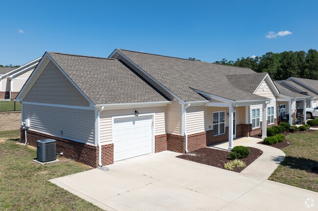 Building Photo - Tripp Cottages