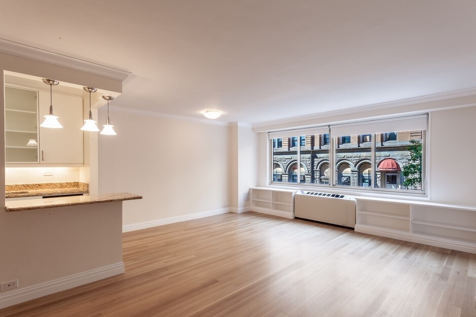 Foto principal - 49 W 14th St