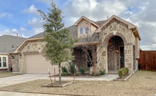 Photo - 1205 Roadrunner Dr House