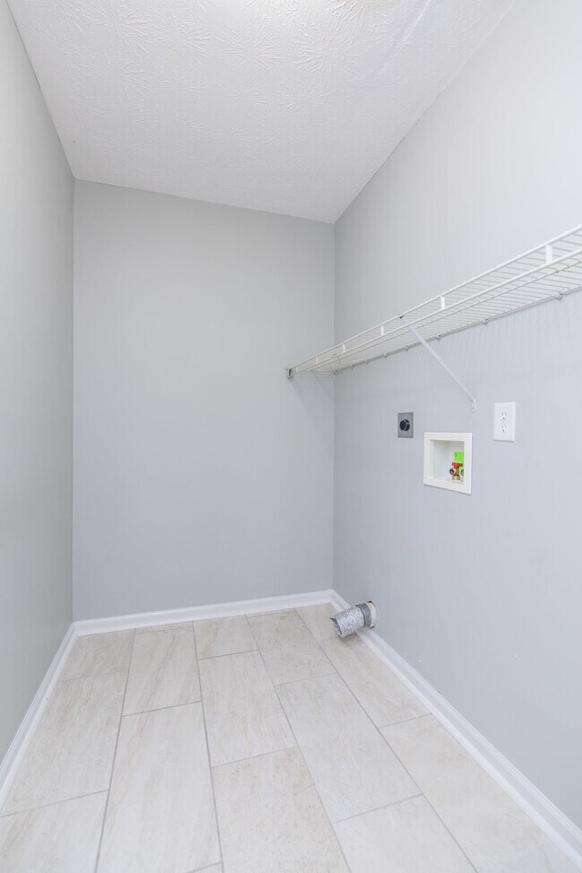 Foto del edificio - 111 Santa Monica Dr