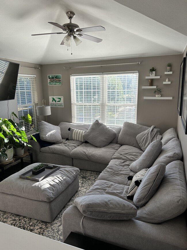 Living room - 12770 Ironstone Way