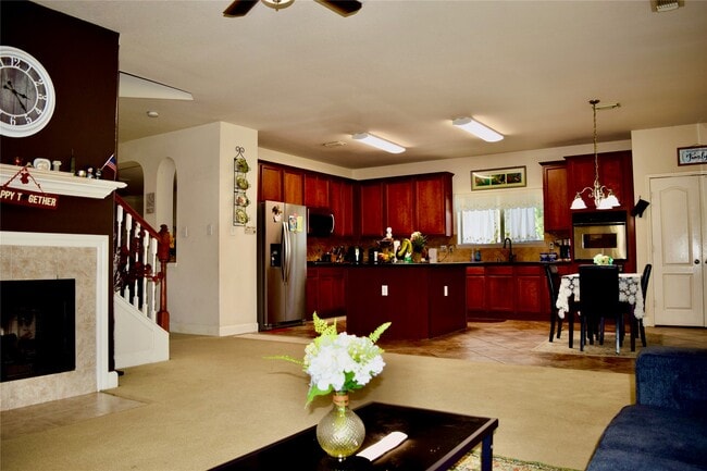 Building Photo - 16703 Summer Cypress Ct