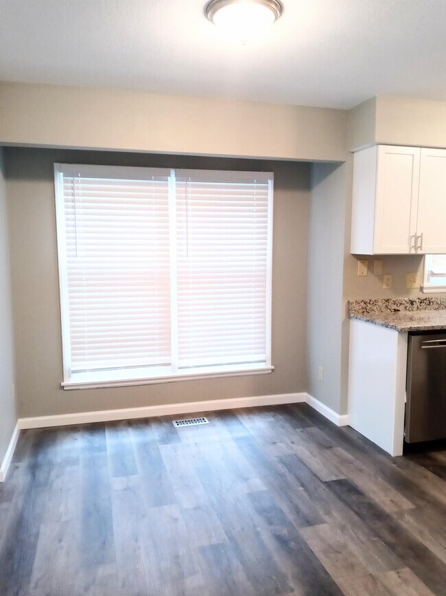 Foto del edificio - 3614 SW Skyline Pkwy