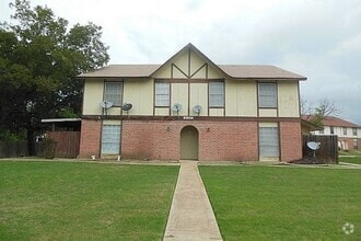 Building Photo - 4501 Westcliff Rd
