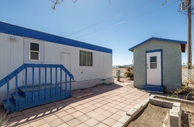 Foto del edificio - 1240 S Comstock Cir