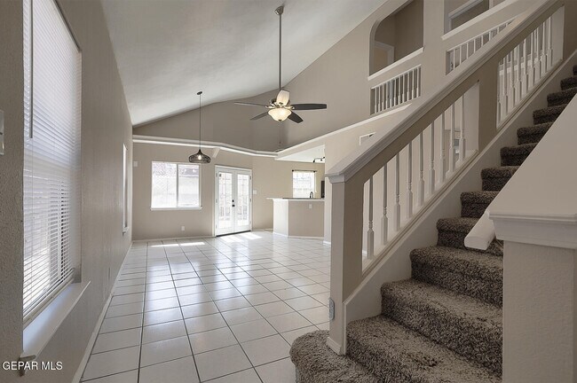 Foto del edificio - 12110 Sal Rasura Ct