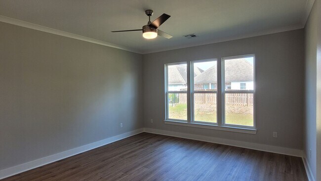 Foto del edificio - Brand New home in Woodstock Park!