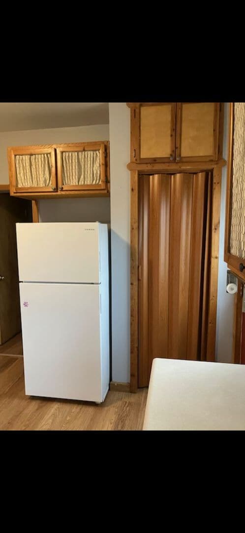 Building Photo - 229 Forest Ave W