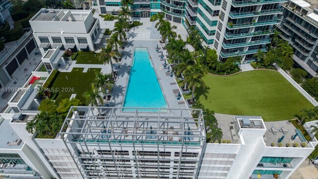 Foto del edificio - 3301 NE 1st Ave