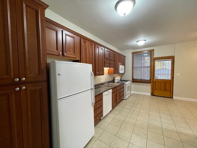 Foto del edificio - 5215 S Dorchester Ave