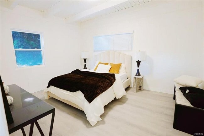 Foto del edificio - 3813 W 173rd St