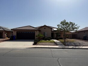Building Photo - 352 S Sunset Ave
