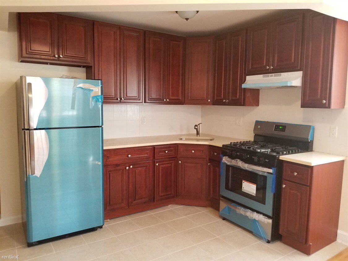 Building Photo - 2 br, 1 bath  - 3444 Eastchester Rd
