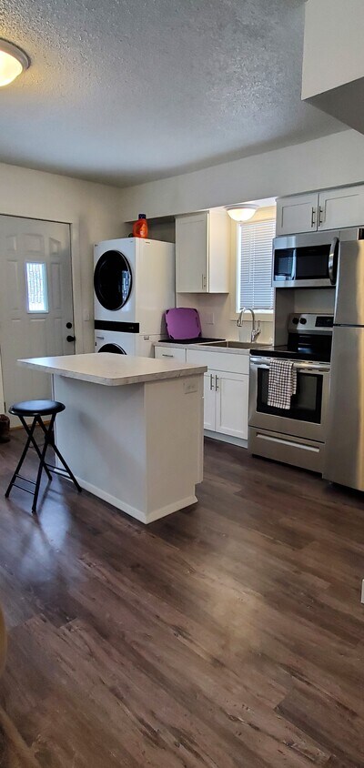 Foto principal - 1107 Park Ave NW