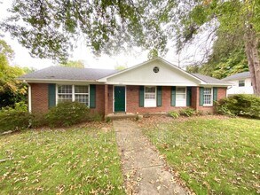 Building Photo - 2173 New Castle Dr