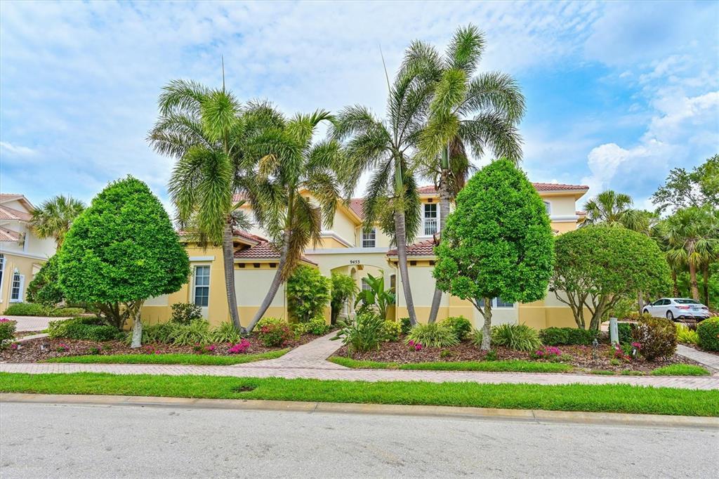 Foto principal - 9453 Discovery Terrace