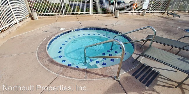 Building Photo - 3673 Avocado Village Ct