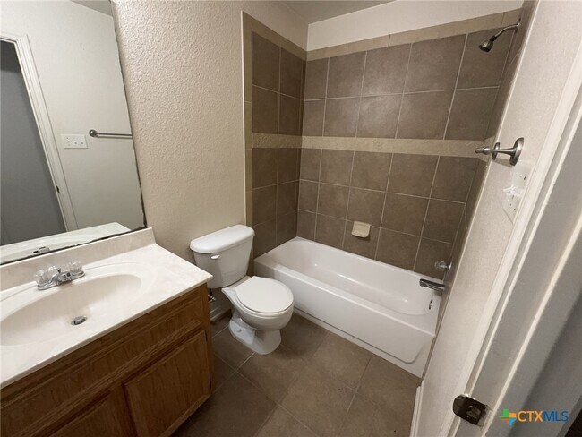 Foto del edificio - 1405 Cinch Dr