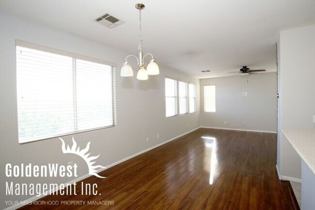 Building Photo - Gorgeous 3Bdm 2.5Ba Two Story Home in Hend...