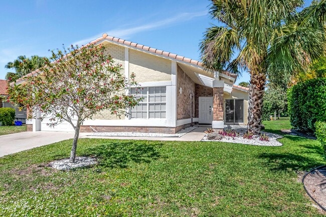 Building Photo - 19635 Back 9 Dr