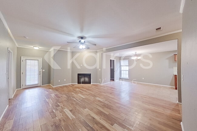 Building Photo - 8511 Taos Dr