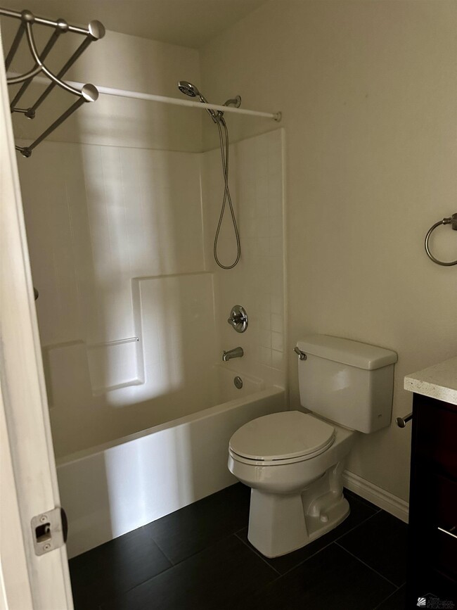 Foto del edificio - 10266 S Tornado Ave