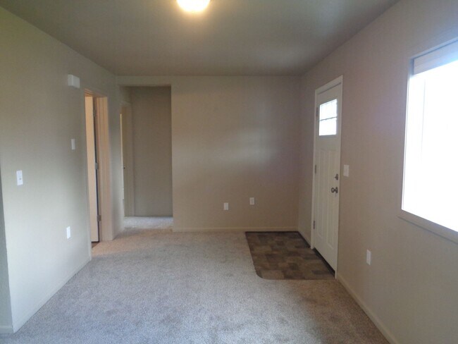 Foto del edificio - Updated 3 Bedroom!