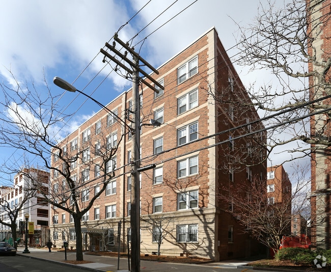 Building Photo - Howe Place Apartments