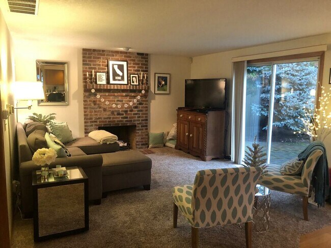 Great room fireplace - 11405 SW Paulina Drive