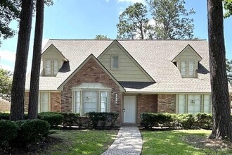 Building Photo - 1918 Hamlin Valley Dr