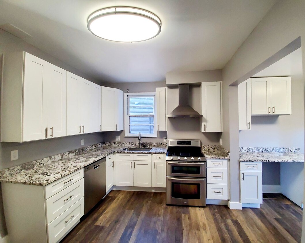 Foto principal - 630 S Howes St