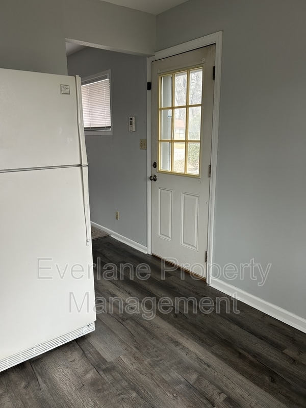 Foto del edificio - 6713 E 52nd St.