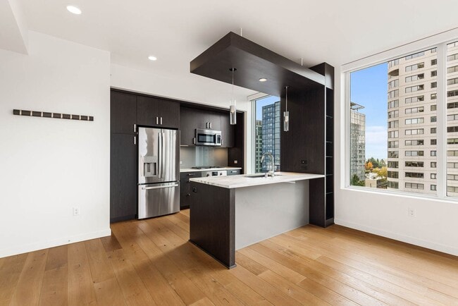 Foto del edificio - 1321 Seneca St