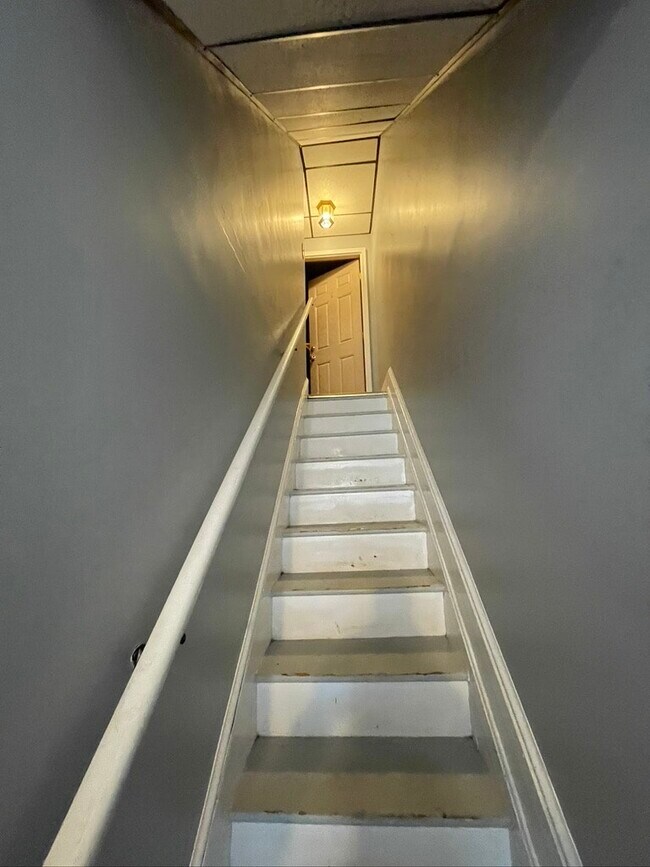 Foto del edificio - 137 North 8th Street, Unit 2nd FL