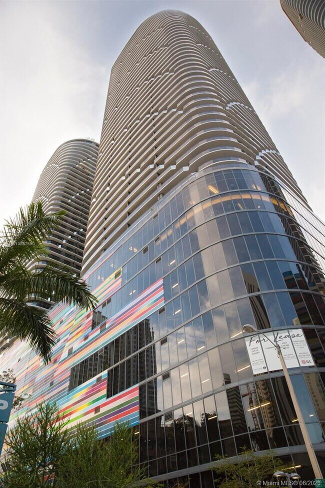 55 SW 9th St Unit 1007, Miami, FL 33130 Condo for Rent in Miami, FL